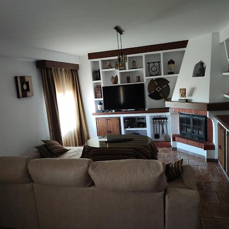 Casa Laura Villa Iznajar Exterior photo